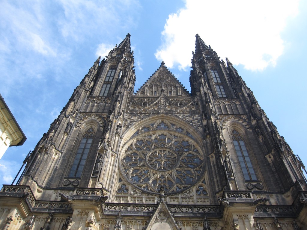 The front faÃ§ade of the grand St. Vitus Cathedral